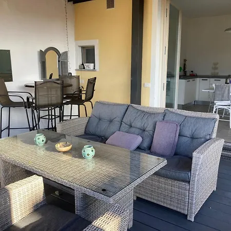 Bellissima Macie Apartman Miasino