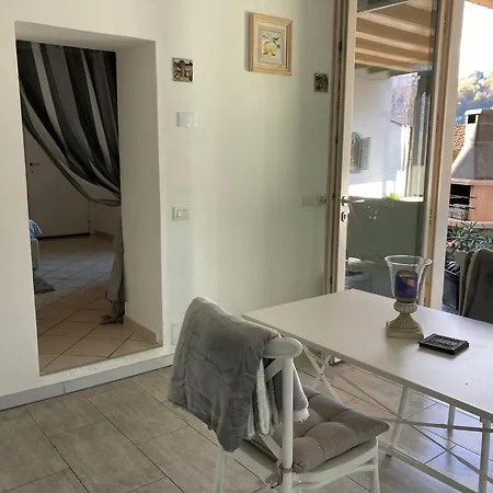 Bellissima Macie Miasino